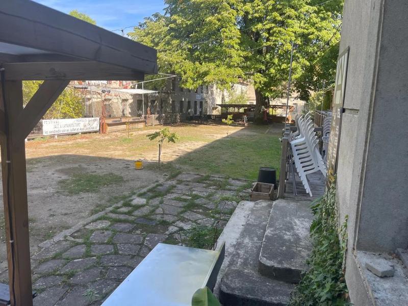 Maison de maîtres - 900 m² - 14 pièces