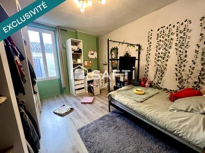 Maison - 196 m² - 7 pièces