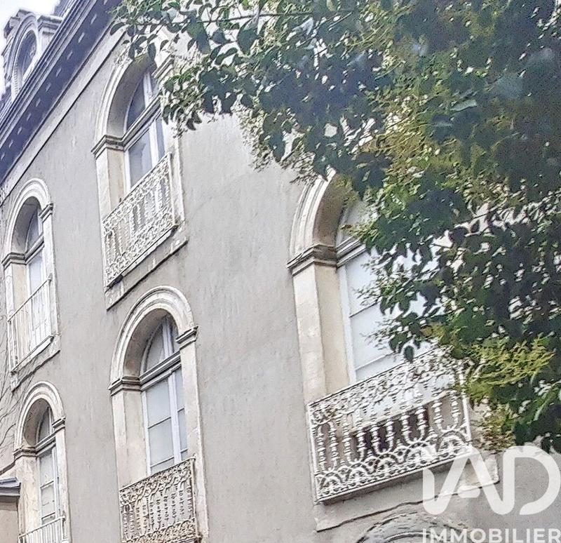 Maison de ville - 340 m² - 18 pièces