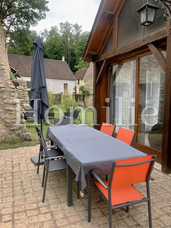 Maison - 96 m² - 5 pièces