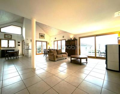 Maison - 179 m² - 6 pièces