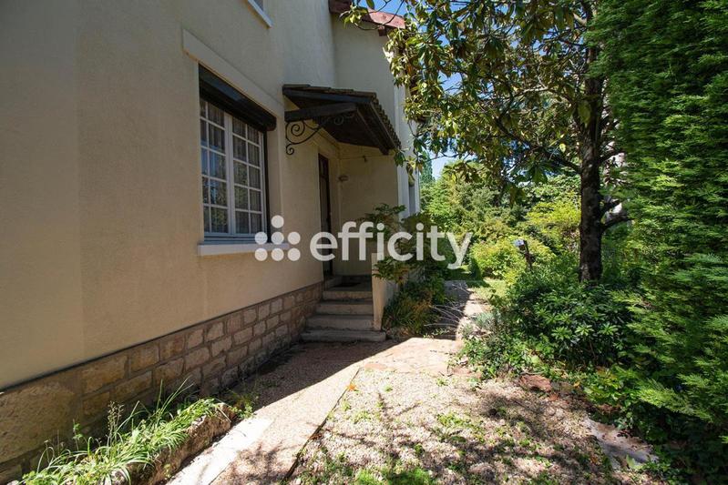 Maison - 123 m² - 6 pièces