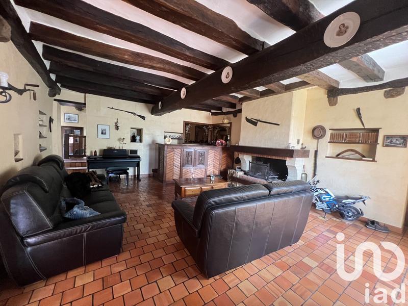 Maison - 275 m² - 10 pièces