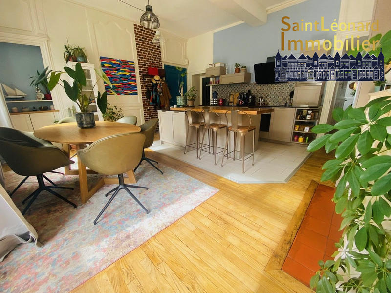 Appartement - 170 m² - 7 pièces