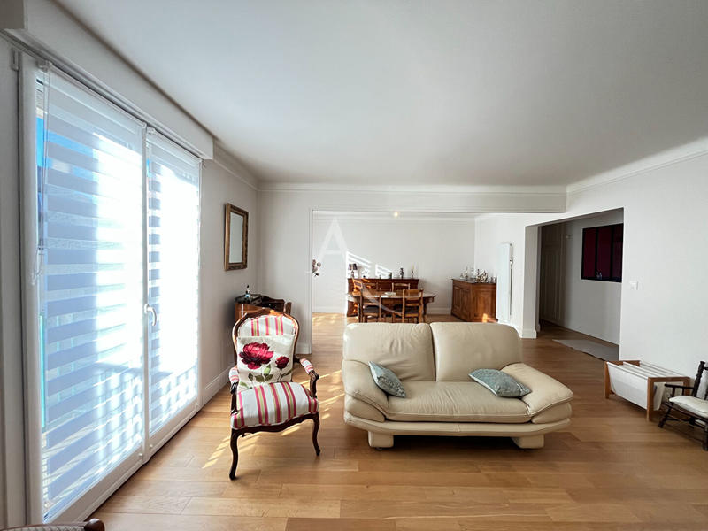 Appartement - 96 m² - 4 pièces