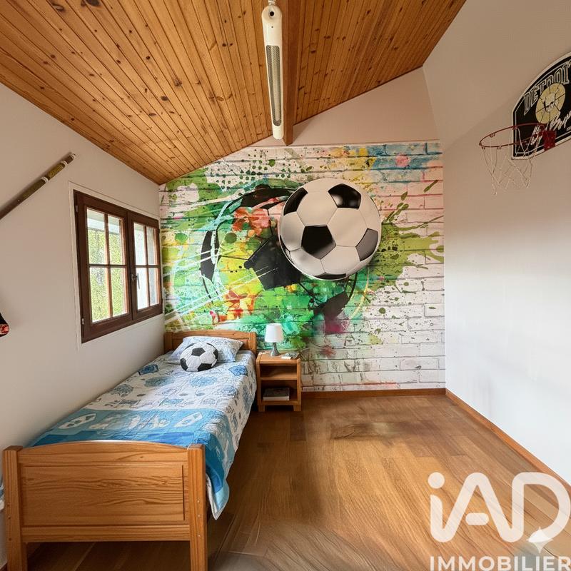 Maison - 122 m² - 7 pièces