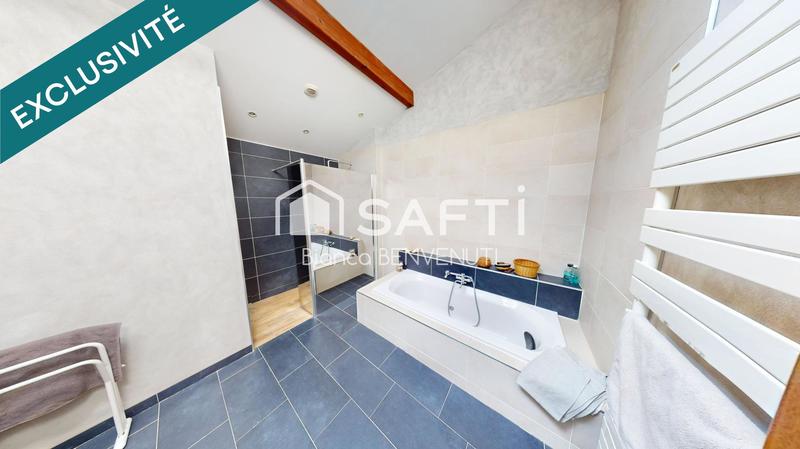 Maison - 265 m² - 7 pièces