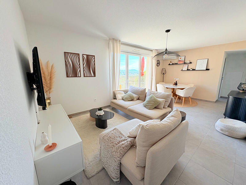 Appartement - 65 m² - 3 pièces