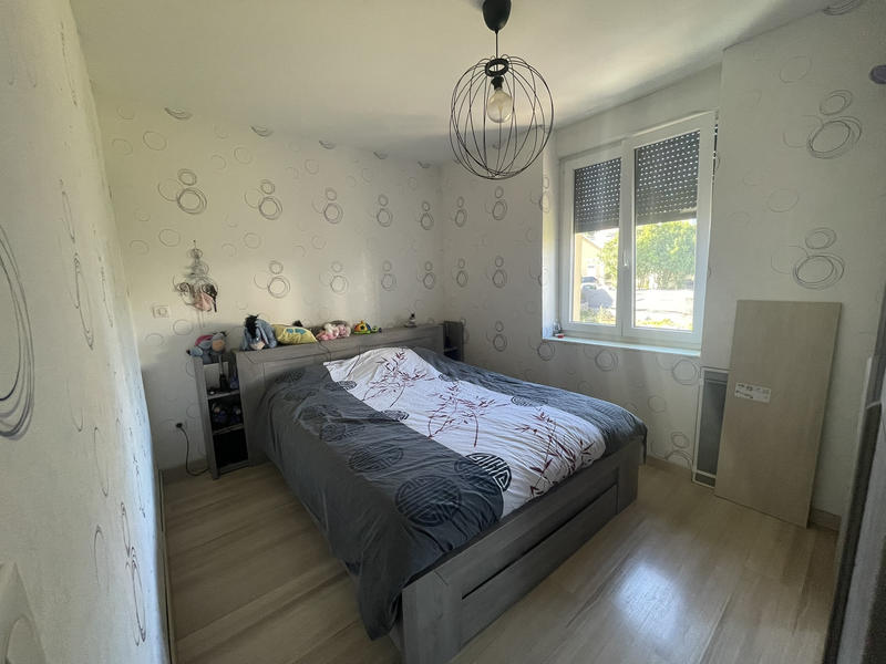 Maison - 92 m² - 5 pièces