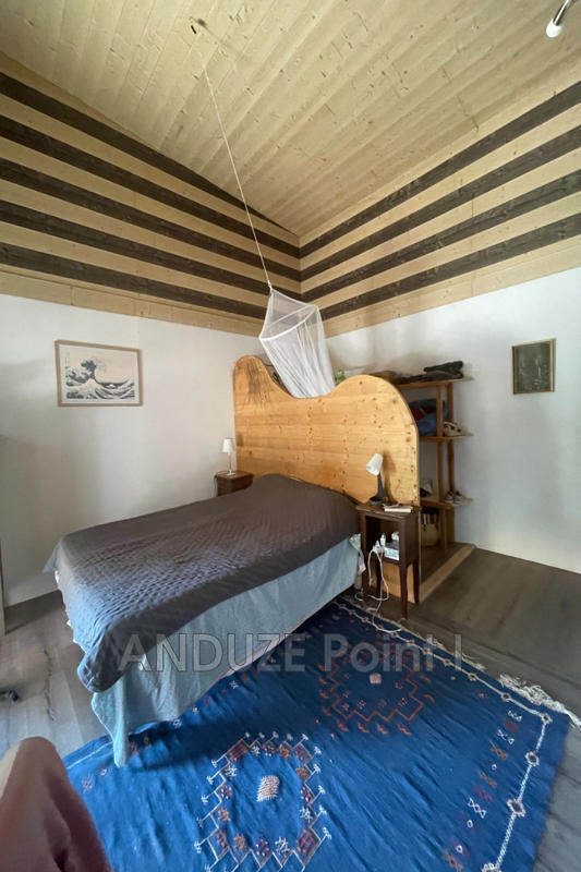 Maison - 207 m² - 7 pièces