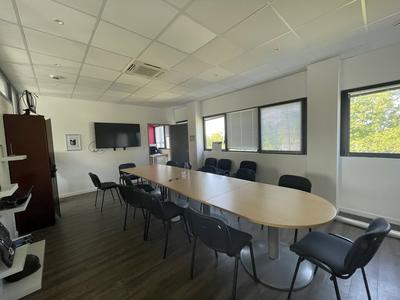 Bureau - 154 m²