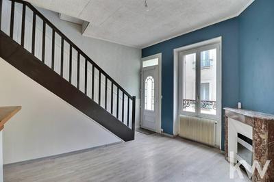 Maison - 82 m² - 5 pièces