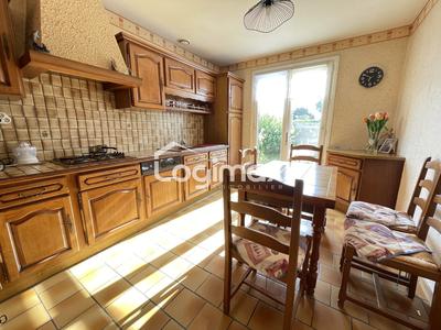 Maison - 122 m² - 5 pièces