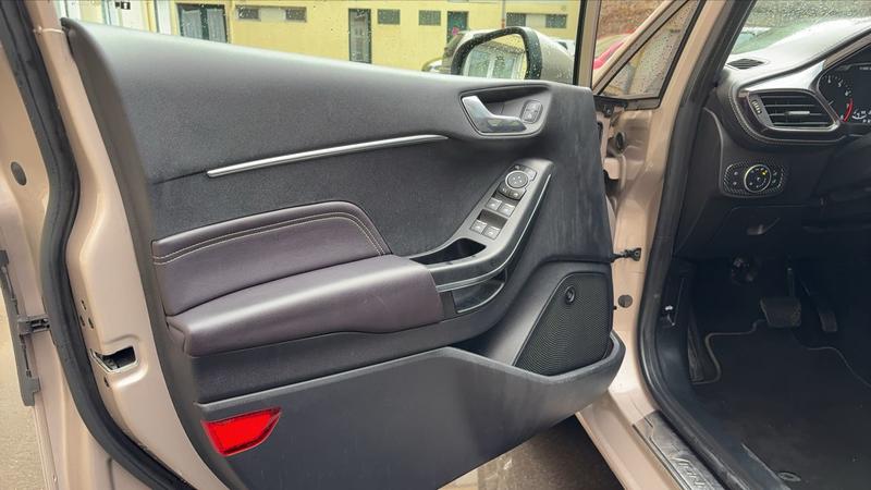 Ford Fiesta VI 1.0 EcoBoost 100 Bva6 Vignale - Automatique Toit ouvrant