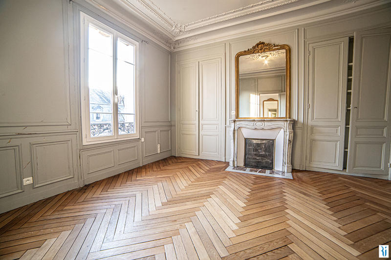 Appartement - 143 m² - 5 pièces