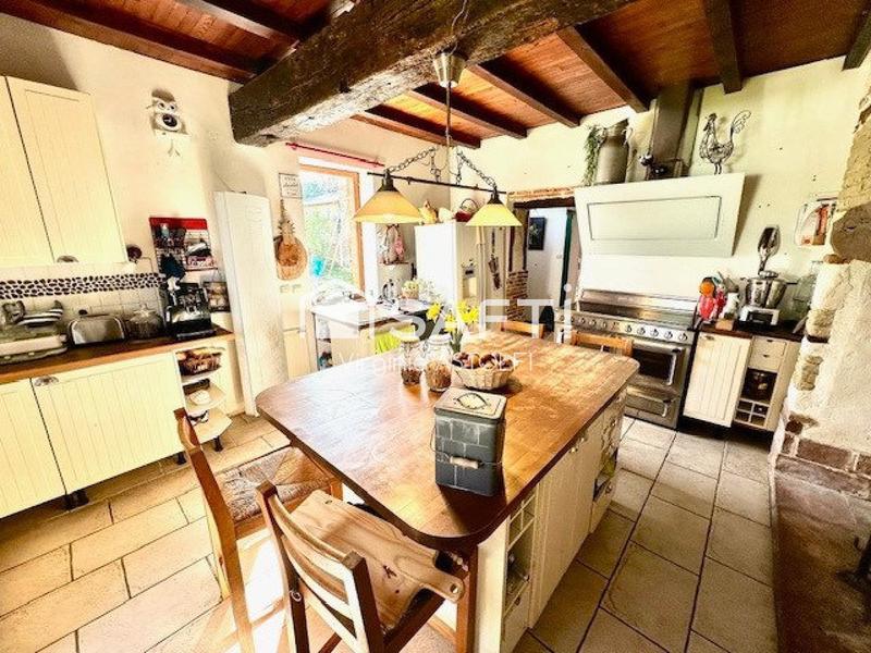 Maison - 88 m² - 4 pièces