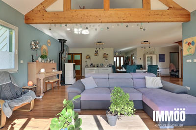 Maison - 193 m² - 7 pièces