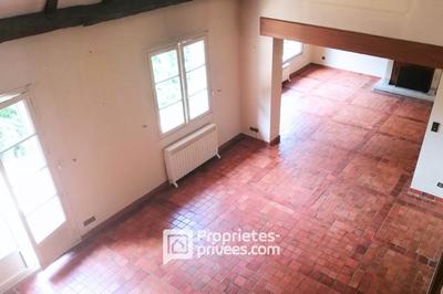 Maison - 252 m² - 8 pièces