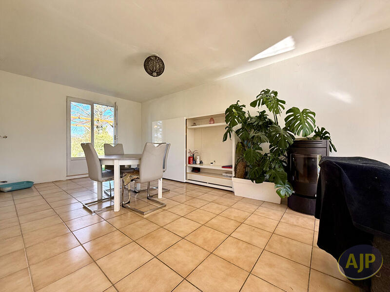 Maison - 87 m² - 3 pièces