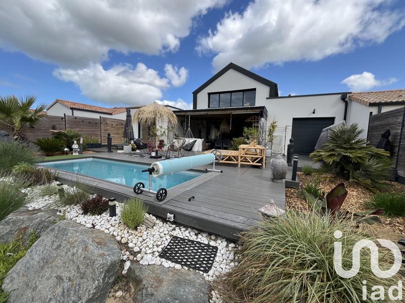 Maison - 122 m² - 5 pièces