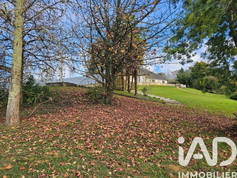 Maison - 181 m² - 5 pièces