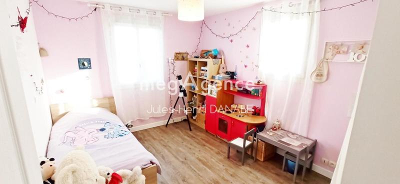 Maison - 102 m² - 4 pièces