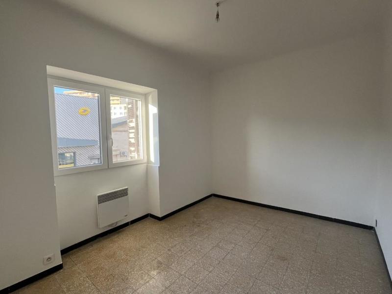 Appartement - 79 m² - 4 pièces