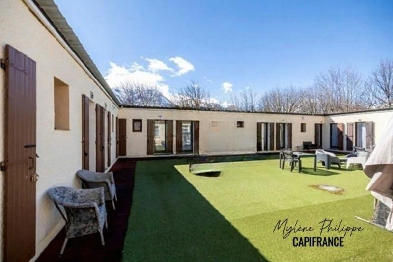 Local commercial - 586 m² - 16 pièces