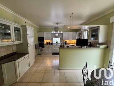 Maison - 273 m² - 7 pièces