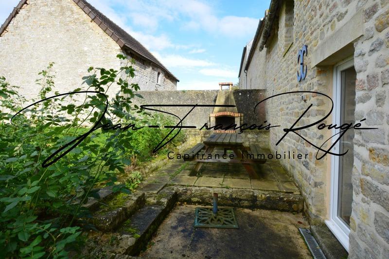 Maison - 290 m² - 9 pièces