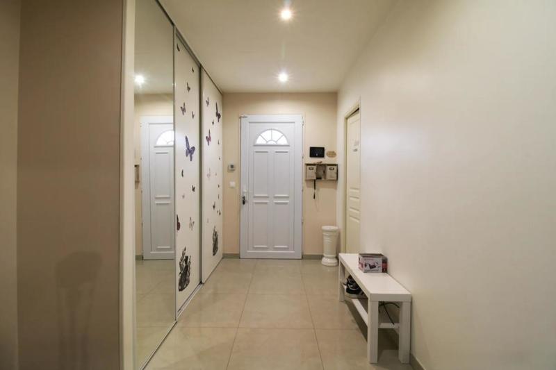 Maison - 197 m² - 7 pièces