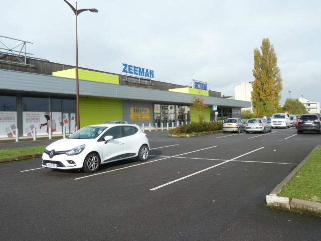 Local commercial - 941 m²