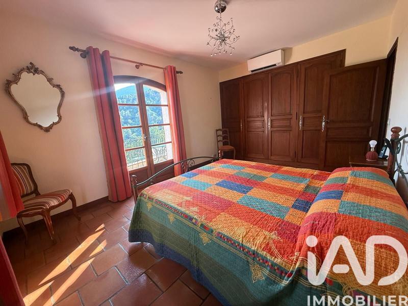 Maison - 171 m² - 6 pièces