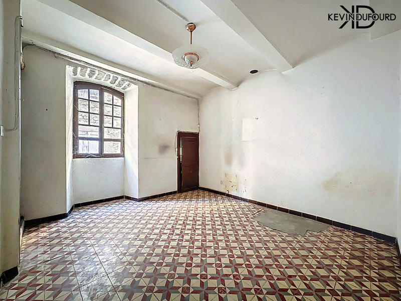 Maison - 300 m² - 10 pièces