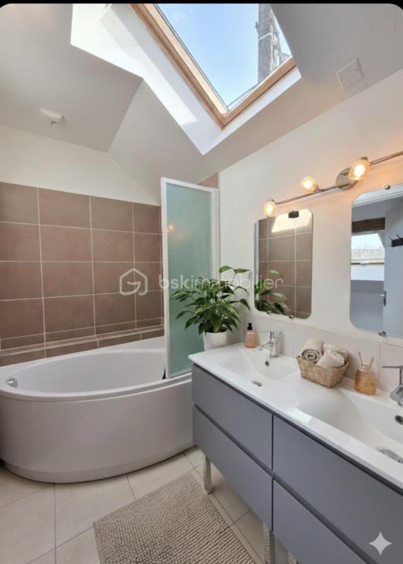 Maison en pierre - 110 m² - 4 pièces