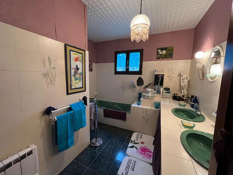 Villa - 139 m² - 6 pièces