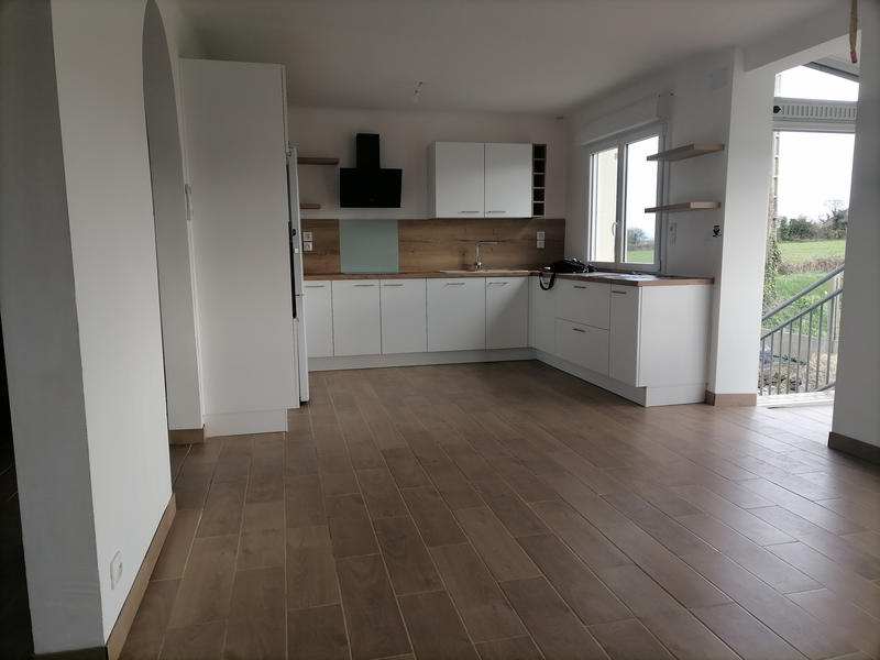 Maison - 100 m² - 5 pièces