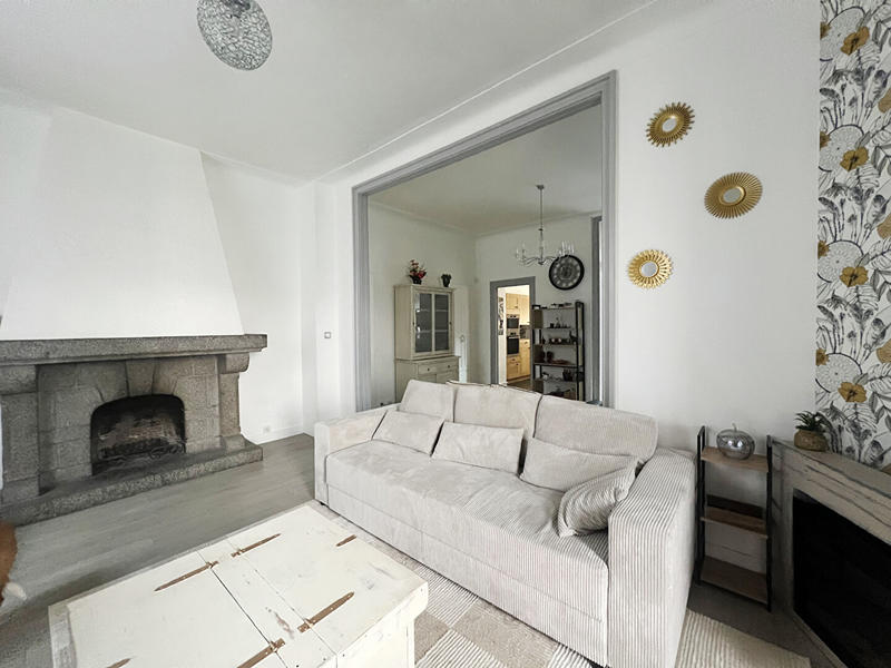 Maison - 190 m² - 9 pièces