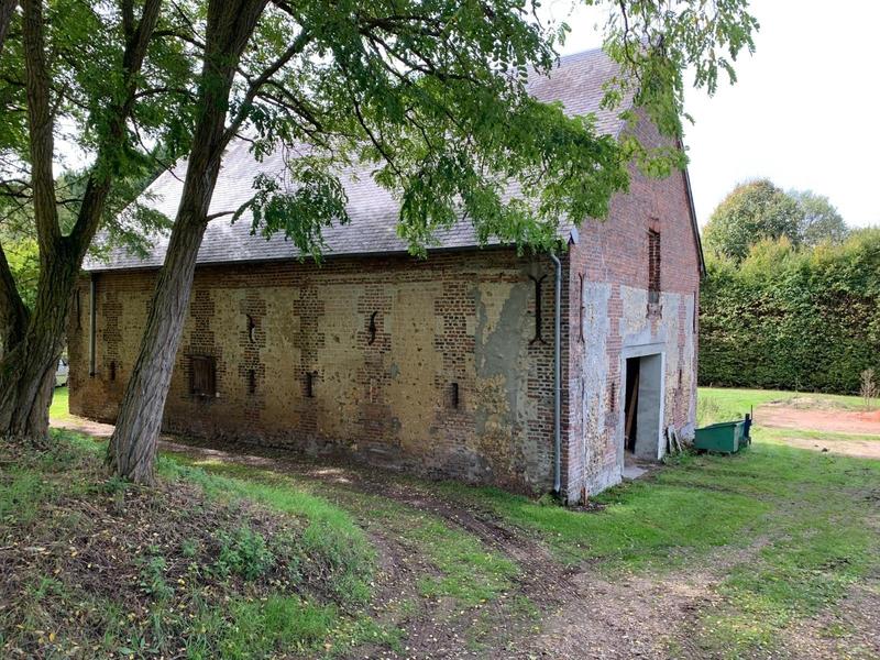 Maison - 420 m² - 11 pièces