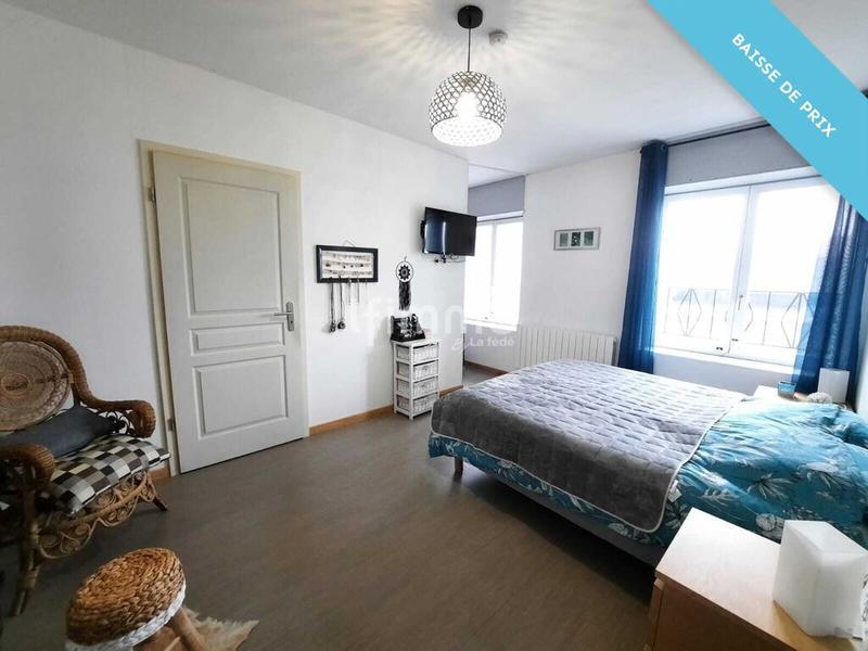 Maison - 211 m² - 7 pièces