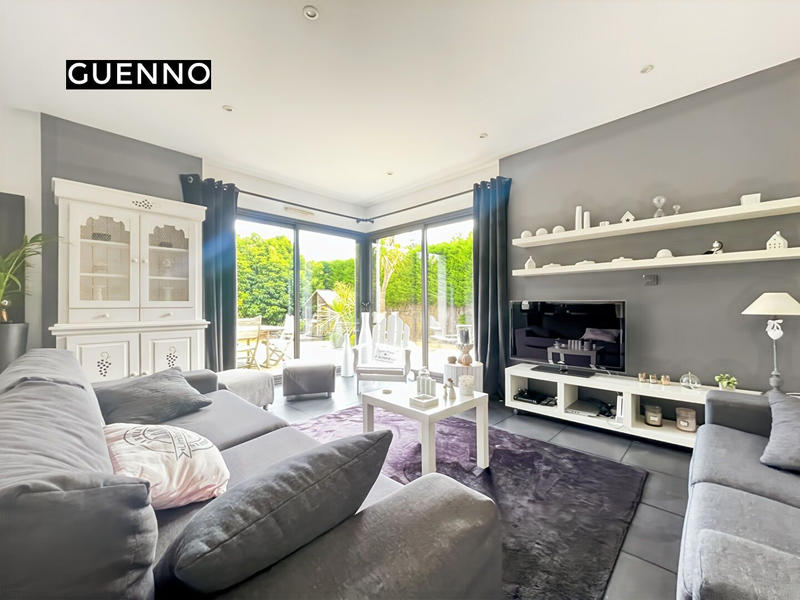 Maison - 195 m² - 8 pièces