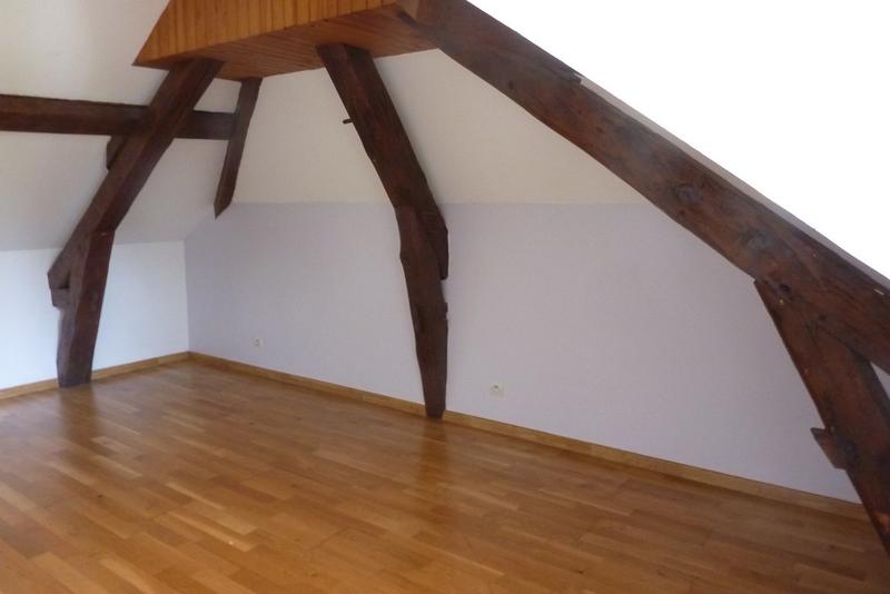 Maison - 92 m² - 5 pièces