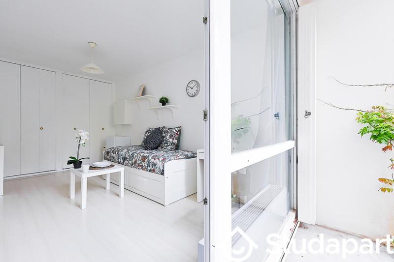 Chambre - 10 m² - 1 pièce