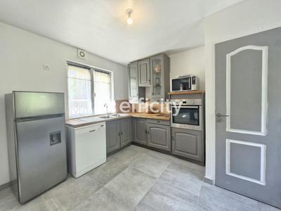 Maison - 120 m² - 3 pièces