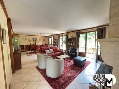 Maison - 168 m² - 5 pièces