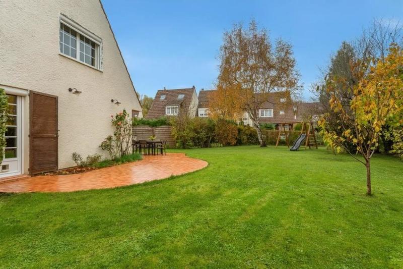 Pavillon - 104 m² - 5 pièces