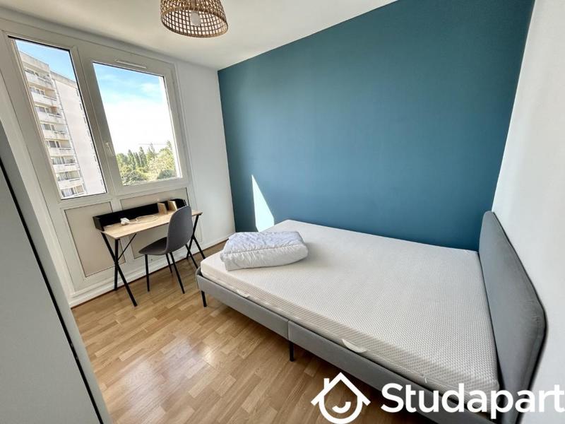 Chambre - 9 m² - 1 pièce