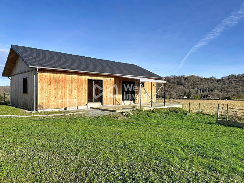 Maison - 96 m² - 4 pièces