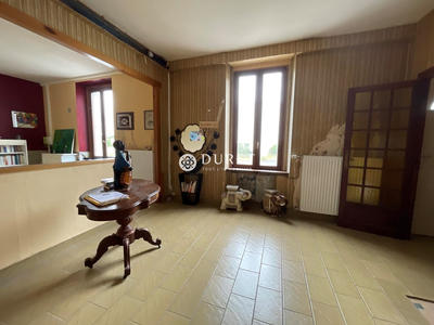 Maison - 95 m² - 3 pièces