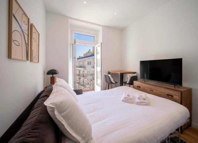 Immeuble - 275 m² - 17 pièces